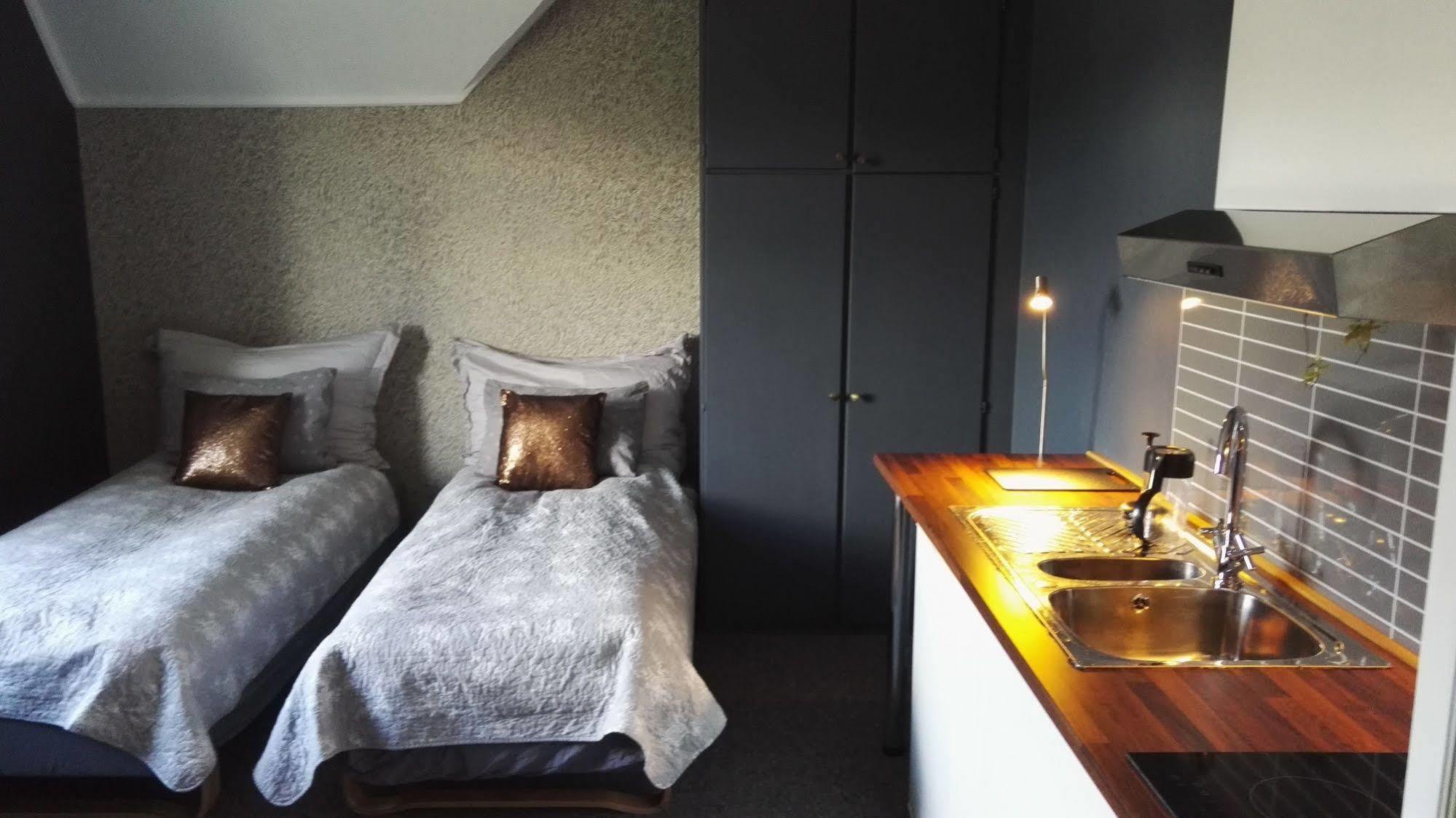 Bed & Waffles, Tromso Hotell Exteriör bild