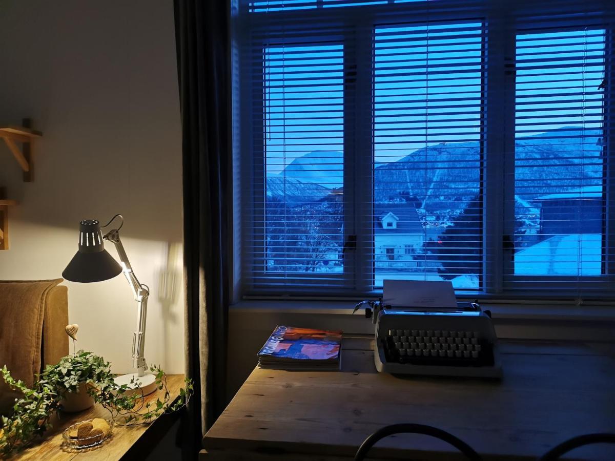 Bed & Waffles, Tromso Hotell Exteriör bild