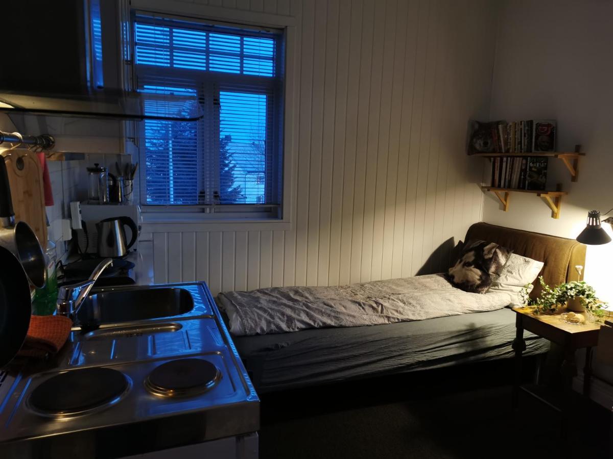 Bed & Waffles, Tromso Hotell Exteriör bild
